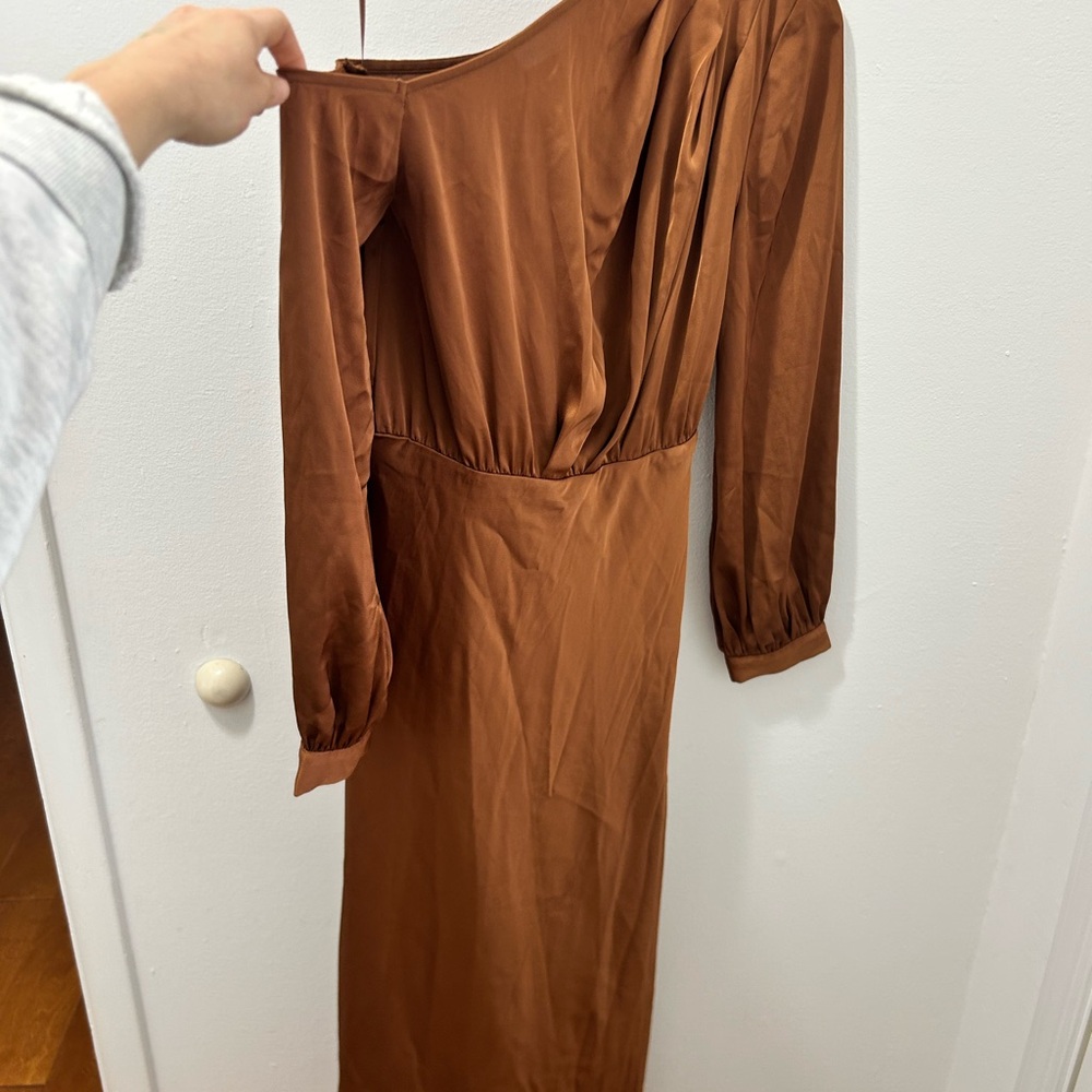 ASTR Elwood dress Elegant One-Shoulder Brown Dress - Picture 3 of 4